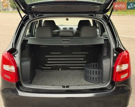 Черный Шкода Фабия, объемом двигателя 1.2 л и пробегом 225 тыс. км за 3250 $, фото 25 на Automoto.ua