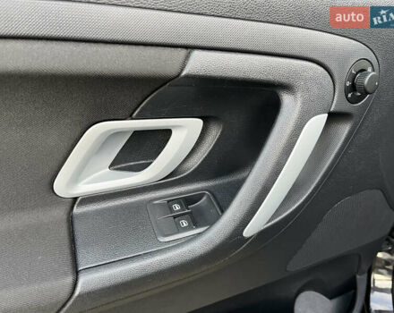 Шкода Фабия 2008 в Калуше на Automoto.ua Черный Шкода Фабия, объемом двигателя 1.6 л и пробегом 203 тыс. км за 5850 $, фото 51 на Automoto.ua