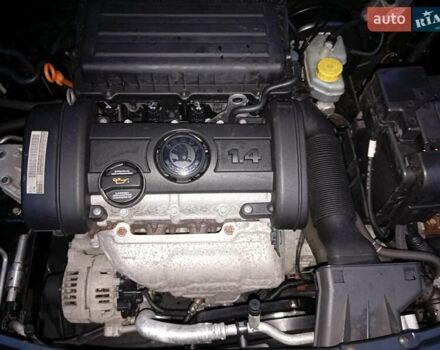 Чорний Шкода Фабія, об'ємом двигуна 1.39 л та пробігом 220 тис. км за 5300 $, фото 20 на Automoto.ua