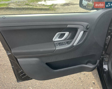 Черный Шкода Фабия, объемом двигателя 1.6 л и пробегом 169 тыс. км за 6350 $, фото 37 на Automoto.ua