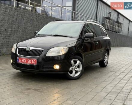 Черный Шкода Фабия, объемом двигателя 1.39 л и пробегом 195 тыс. км за 5250 $, фото 2 на Automoto.ua