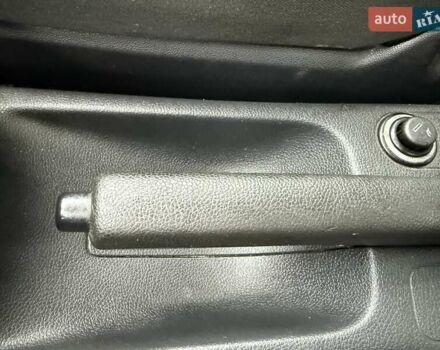 Черный Шкода Фабия, объемом двигателя 1.2 л и пробегом 225 тыс. км за 3250 $, фото 44 на Automoto.ua