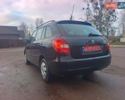 Чорний Шкода Фабія, об'ємом двигуна 1.4 л та пробігом 225 тис. км за 5600 $, фото 7 на Automoto.ua