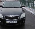 Черный Шкода Фабия, объемом двигателя 1.39 л и пробегом 215 тыс. км за 5100 $, фото 2 на Automoto.ua
