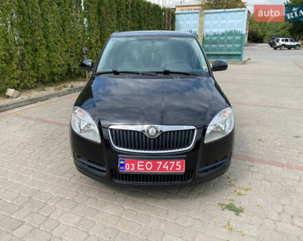 Черный Шкода Фабия, объемом двигателя 1.4 л и пробегом 223 тыс. км за 5190 $, фото 2 на Automoto.ua