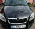Черный Шкода Фабия, объемом двигателя 1.39 л и пробегом 214 тыс. км за 6500 $, фото 1 на Automoto.ua