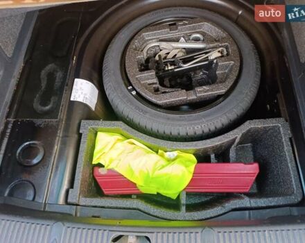 Черный Шкода Фабия, объемом двигателя 1.4 л и пробегом 219 тыс. км за 5999 $, фото 9 на Automoto.ua