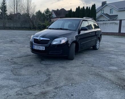 Черный Шкода Фабия, объемом двигателя 1.4 л и пробегом 228 тыс. км за 6999 $, фото 1 на Automoto.ua
