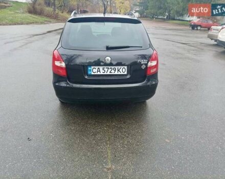 Черный Шкода Фабия, объемом двигателя 1.6 л и пробегом 192 тыс. км за 5800 $, фото 5 на Automoto.ua