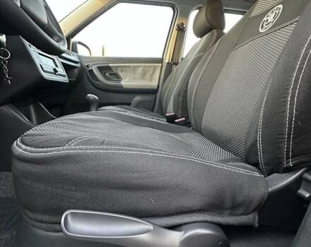 Черный Шкода Фабия, объемом двигателя 1.39 л и пробегом 172 тыс. км за 5999 $, фото 25 на Automoto.ua