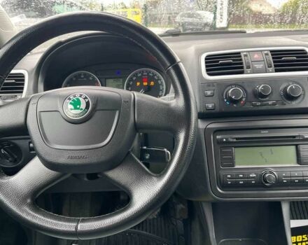 Чорний Шкода Фабія, об'ємом двигуна 1.2 л та пробігом 160 тис. км за 5500 $, фото 18 на Automoto.ua