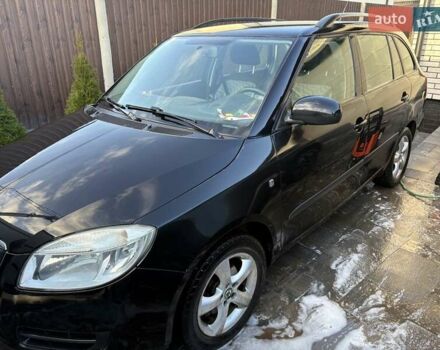 Черный Шкода Фабия, объемом двигателя 1.2 л и пробегом 264 тыс. км за 4250 $, фото 2 на Automoto.ua