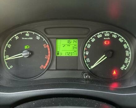Чорний Шкода Фабія, об'ємом двигуна 1.39 л та пробігом 172 тис. км за 5999 $, фото 32 на Automoto.ua