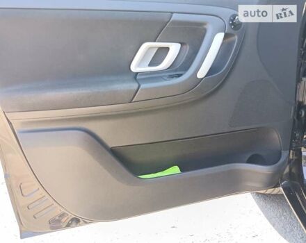 Черный Шкода Фабия, объемом двигателя 1.4 л и пробегом 142 тыс. км за 5450 $, фото 23 на Automoto.ua