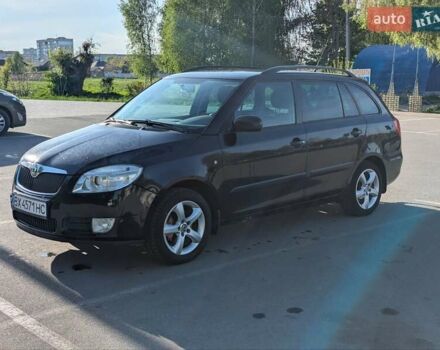 Черный Шкода Фабия, объемом двигателя 1.39 л и пробегом 239 тыс. км за 5900 $, фото 4 на Automoto.ua