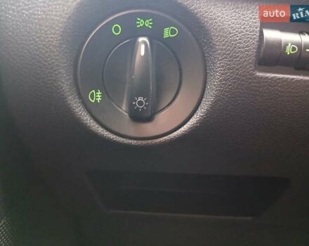 Черный Шкода Фабия, объемом двигателя 1.4 л и пробегом 194 тыс. км за 5500 $, фото 3 на Automoto.ua