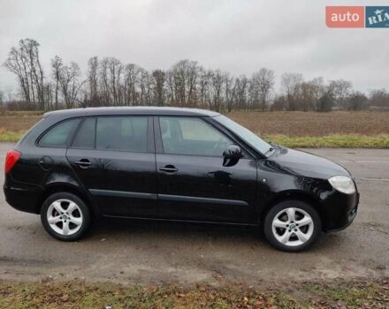 Черный Шкода Фабия, объемом двигателя 1.4 л и пробегом 201 тыс. км за 5750 $, фото 2 на Automoto.ua