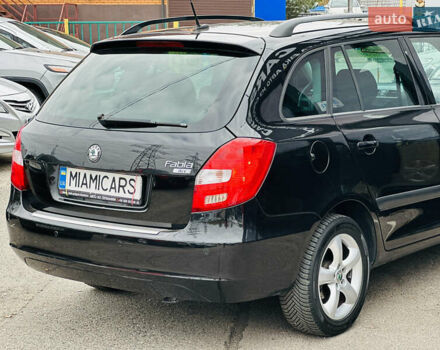 Черный Шкода Фабия, объемом двигателя 1.4 л и пробегом 175 тыс. км за 6300 $, фото 9 на Automoto.ua