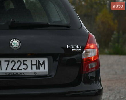 Черный Шкода Фабия, объемом двигателя 1.39 л и пробегом 205 тыс. км за 5499 $, фото 12 на Automoto.ua