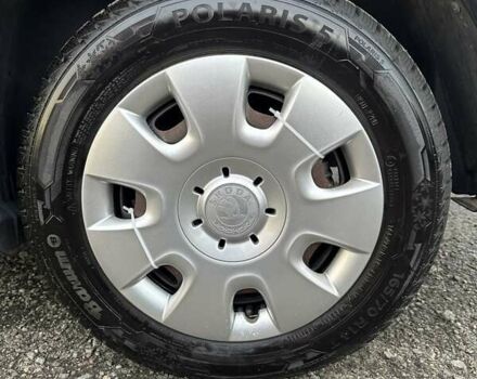 Черный Шкода Фабия, объемом двигателя 1.39 л и пробегом 172 тыс. км за 5999 $, фото 6 на Automoto.ua