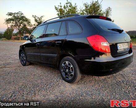 Черный Шкода Фабия, объемом двигателя 1.4 л и пробегом 250 тыс. км за 4900 $, фото 8 на Automoto.ua