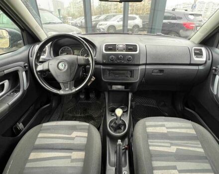 Черный Шкода Фабия, объемом двигателя 0 л и пробегом 124 тыс. км за 4990 $, фото 12 на Automoto.ua