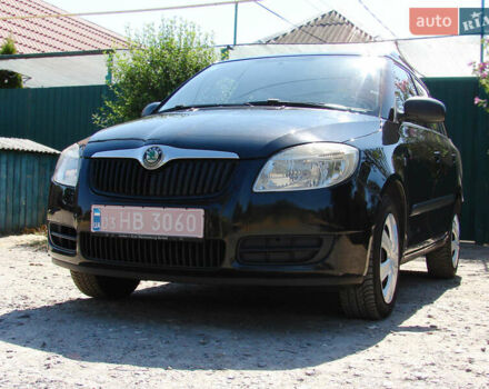 Черный Шкода Фабия, объемом двигателя 1.4 л и пробегом 190 тыс. км за 5500 $, фото 2 на Automoto.ua