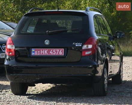 Черный Шкода Фабия, объемом двигателя 1.4 л и пробегом 235 тыс. км за 5800 $, фото 12 на Automoto.ua