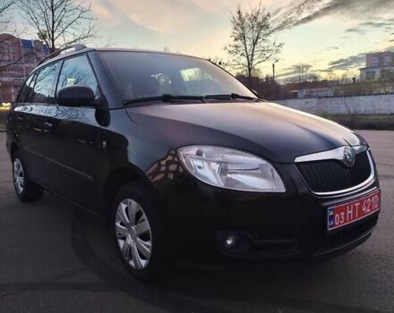 Черный Шкода Фабия, объемом двигателя 1.4 л и пробегом 197 тыс. км за 5800 $, фото 5 на Automoto.ua