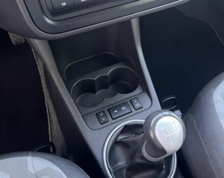 Чорний Шкода Фабія, об'ємом двигуна 0 л та пробігом 216 тис. км за 5850 $, фото 6 на Automoto.ua