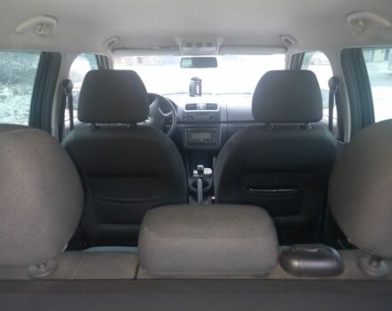 Черный Шкода Фабия, объемом двигателя 1.6 л и пробегом 211 тыс. км за 5500 $, фото 4 на Automoto.ua