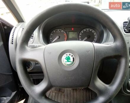 Черный Шкода Фабия, объемом двигателя 1.2 л и пробегом 192 тыс. км за 4250 $, фото 13 на Automoto.ua