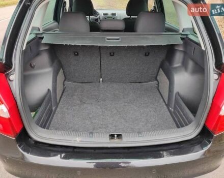 Черный Шкода Фабия, объемом двигателя 1.4 л и пробегом 201 тыс. км за 5750 $, фото 19 на Automoto.ua