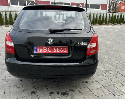 Черный Шкода Фабия, объемом двигателя 1.6 л и пробегом 205 тыс. км за 5800 $, фото 5 на Automoto.ua
