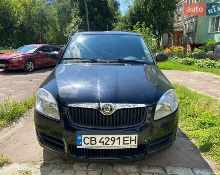 Черный Шкода Фабия, объемом двигателя 1.39 л и пробегом 210 тыс. км за 5300 $, фото 1 на Automoto.ua