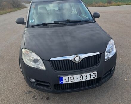Черный Шкода Фабия, объемом двигателя 0 л и пробегом 400 тыс. км за 2550 $, фото 1 на Automoto.ua