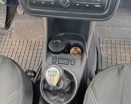 Черный Шкода Фабия, объемом двигателя 1.6 л и пробегом 190 тыс. км за 5800 $, фото 1 на Automoto.ua