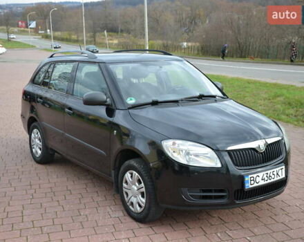 Черный Шкода Фабия, объемом двигателя 1.2 л и пробегом 190 тыс. км за 4700 $, фото 4 на Automoto.ua