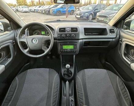 Чорний Шкода Фабія, об'ємом двигуна 1.39 л та пробігом 172 тис. км за 5999 $, фото 22 на Automoto.ua