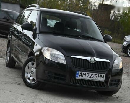 Черный Шкода Фабия, объемом двигателя 1.4 л и пробегом 205 тыс. км за 5600 $, фото 3 на Automoto.ua