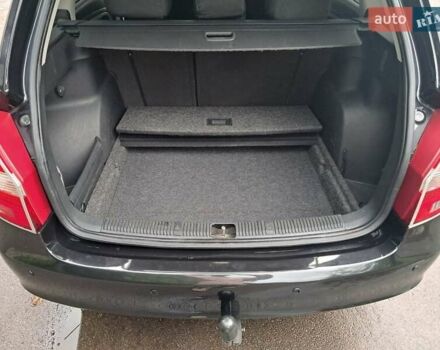 Черный Шкода Фабия, объемом двигателя 1.39 л и пробегом 210 тыс. км за 5300 $, фото 5 на Automoto.ua