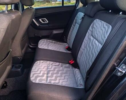 Черный Шкода Фабия, объемом двигателя 1.4 л и пробегом 197 тыс. км за 5800 $, фото 30 на Automoto.ua