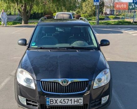 Черный Шкода Фабия, объемом двигателя 1.39 л и пробегом 239 тыс. км за 5900 $, фото 1 на Automoto.ua