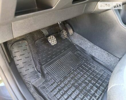 Черный Шкода Фабия, объемом двигателя 1.4 л и пробегом 142 тыс. км за 5450 $, фото 43 на Automoto.ua