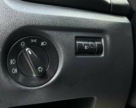 Чорний Шкода Фабія, об'ємом двигуна 1.4 л та пробігом 425 тис. км за 5200 $, фото 12 на Automoto.ua