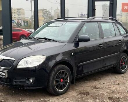 Чорний Шкода Фабія, об'ємом двигуна 1.39 л та пробігом 124 тис. км за 5490 $, фото 2 на Automoto.ua