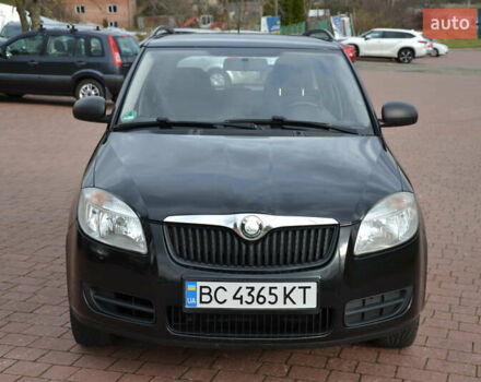 Черный Шкода Фабия, объемом двигателя 1.2 л и пробегом 190 тыс. км за 4700 $, фото 3 на Automoto.ua