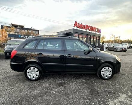 Чорний Шкода Фабія, об'ємом двигуна 1.39 л та пробігом 172 тис. км за 5999 $, фото 4 на Automoto.ua