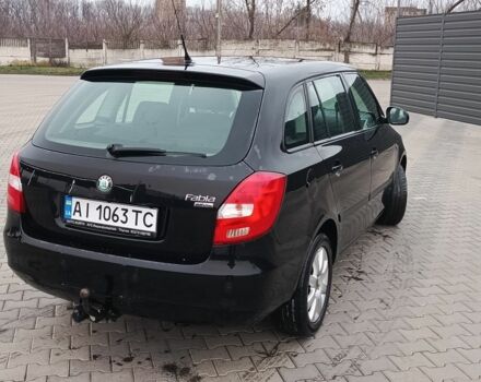 Черный Шкода Фабия, объемом двигателя 1.4 л и пробегом 200 тыс. км за 5200 $, фото 1 на Automoto.ua