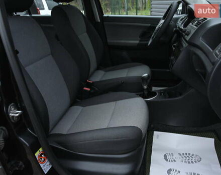 Шкода Фабия 2009 в Бердичеве на Automoto.ua Черный Шкода Фабия, объемом двигателя 1.39 л и пробегом 205 тыс. км за 5600 $, фото 32 на Automoto.ua